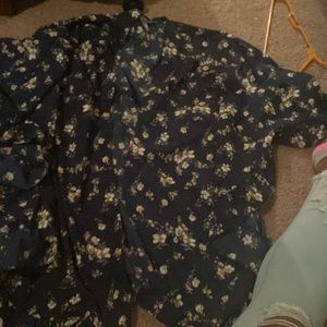 Cute short sleeve floral cardigan